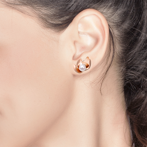 Ocean Lily Studs <br>(No Diamonds, 18K Solid Gold)